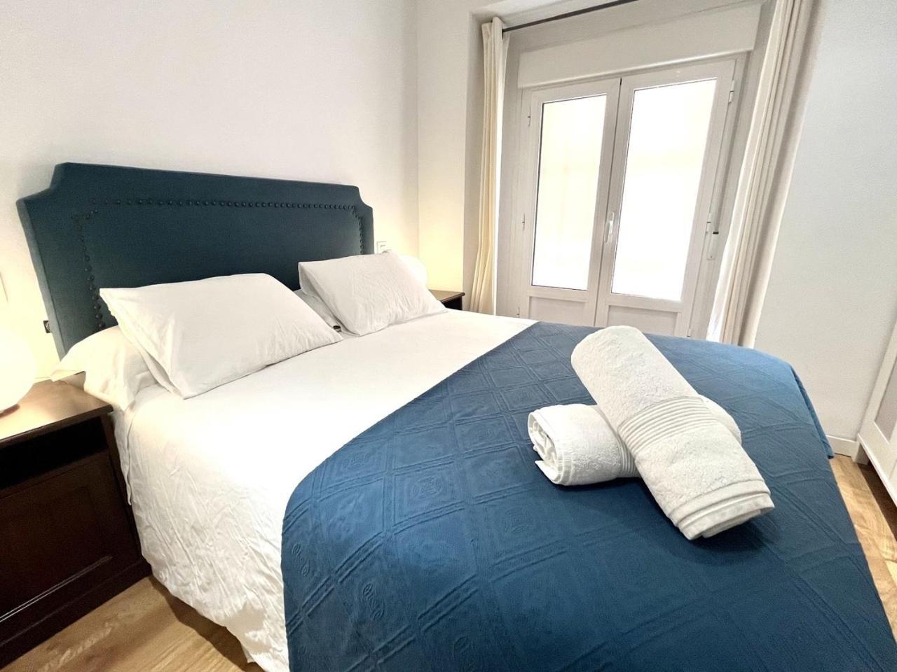 Apartment Plaza de la Villa - Exclusive Madrid Habitación foto