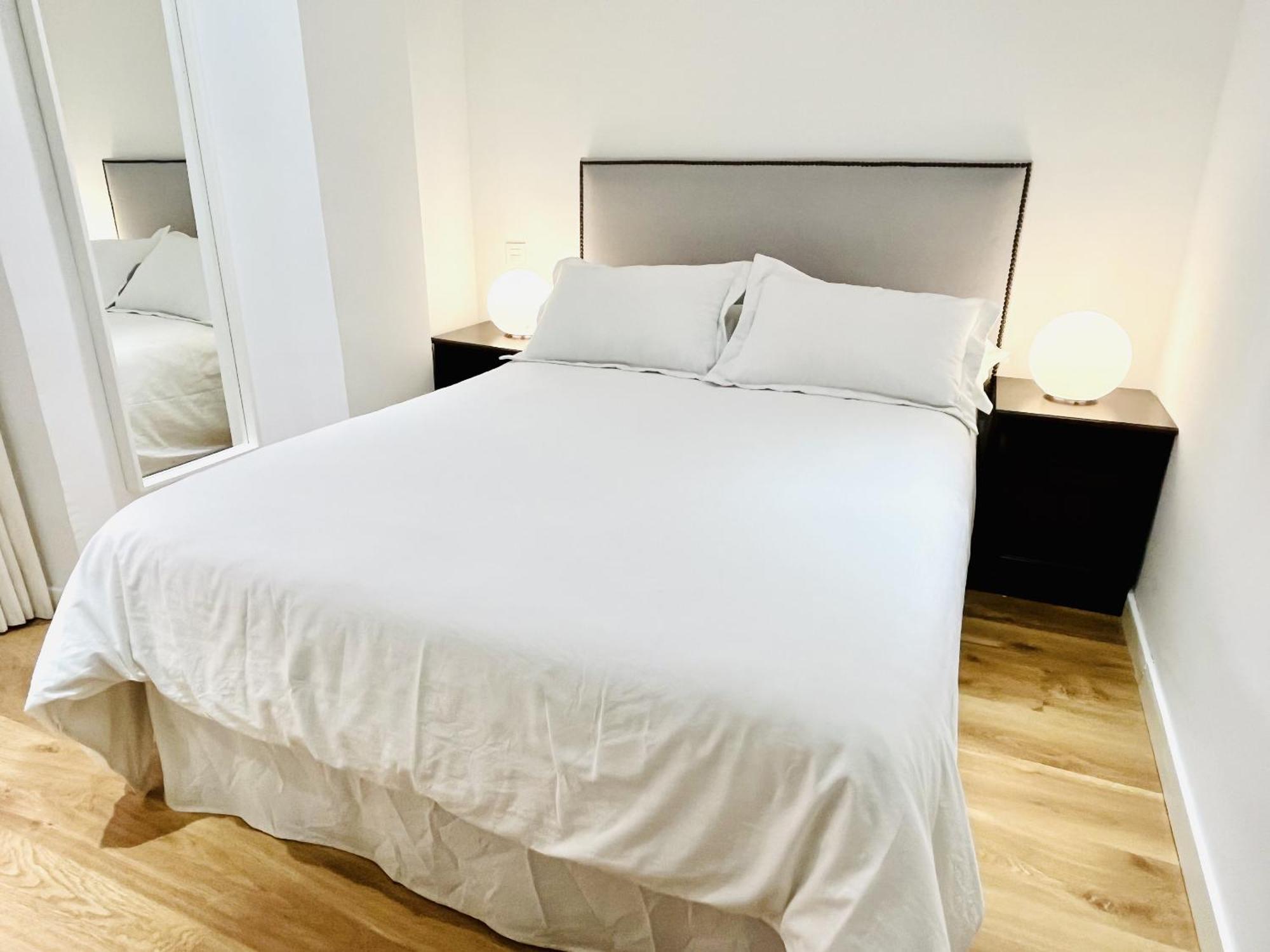 Apartment Plaza de la Villa - Exclusive Madrid Habitación foto